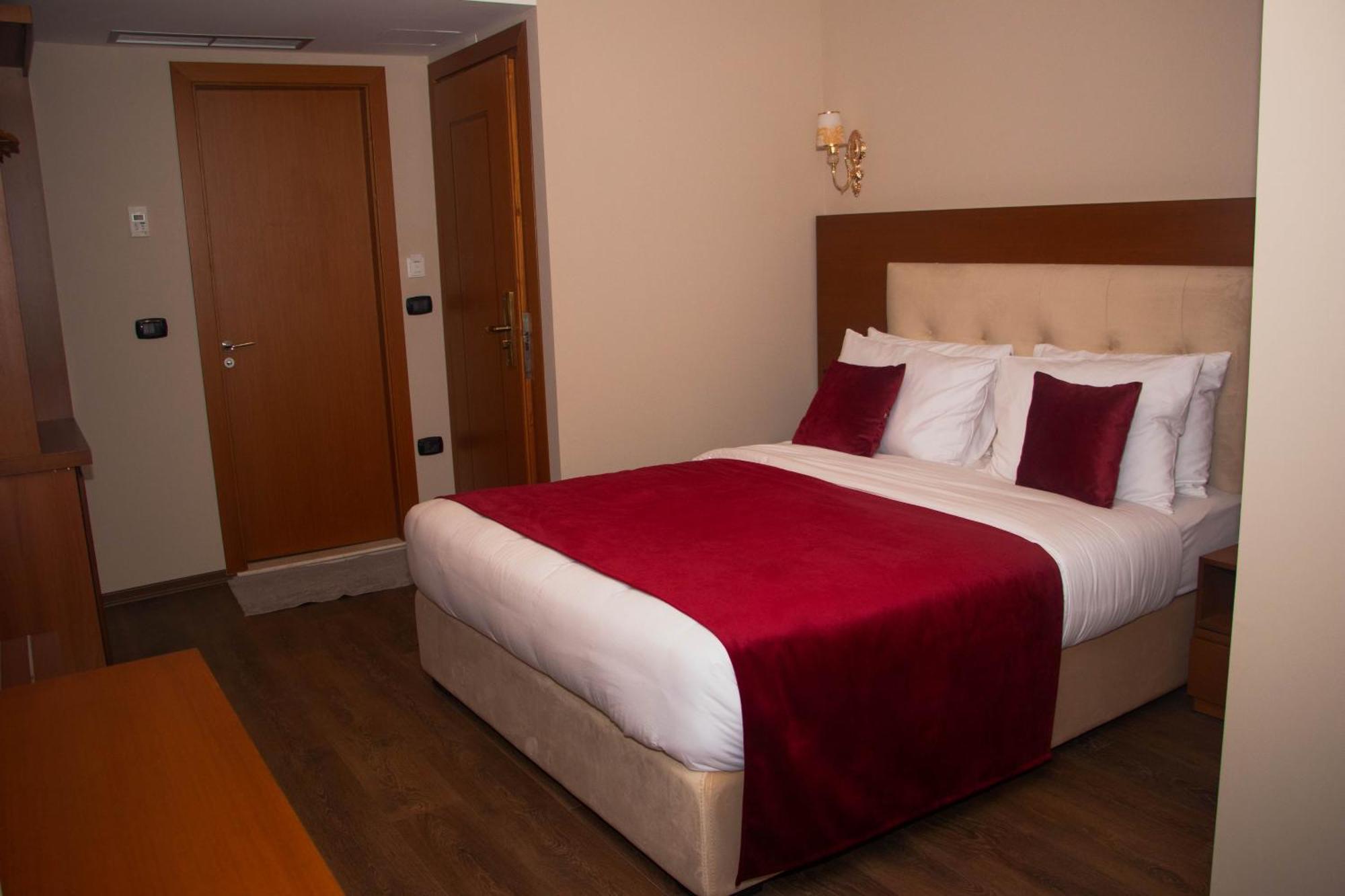 Albanopolis Hotel تيرانا المظهر الخارجي الصورة